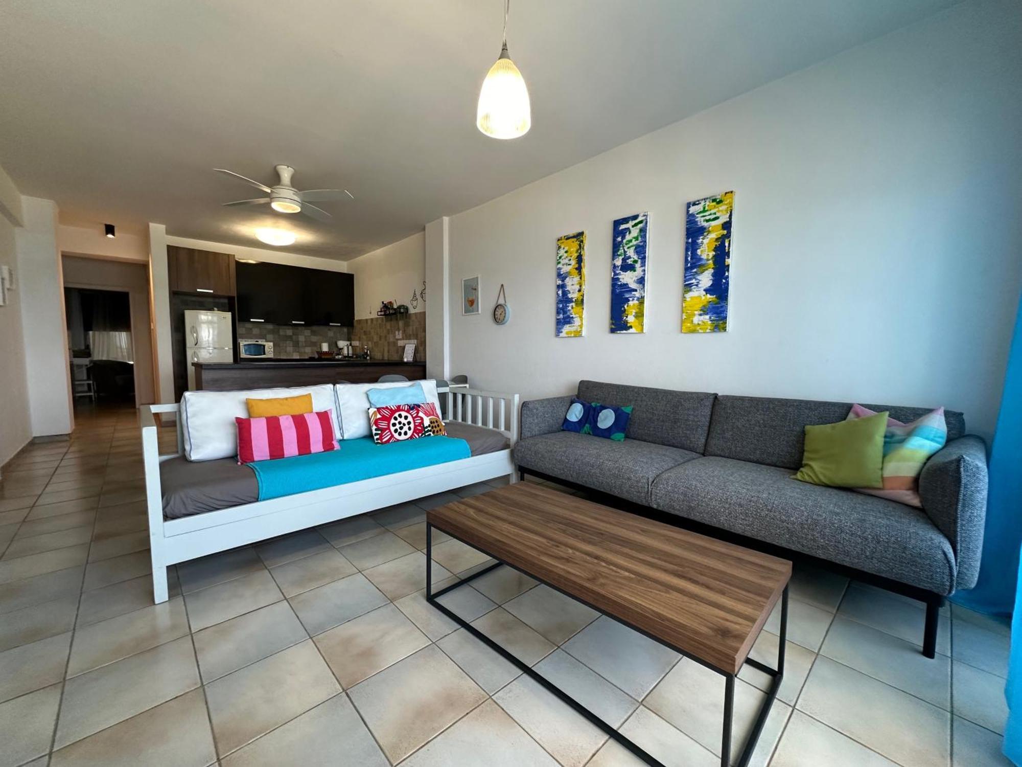Krasas Beach ลาร์นาคา ภายนอก รูปภาพ