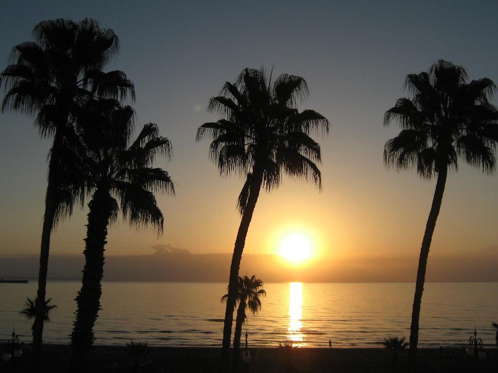 Krasas Beach ลาร์นาคา ภายนอก รูปภาพ